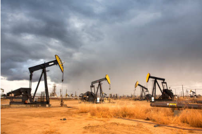 石油部長：伊朗將在三年內增加石油產量4.6億桶