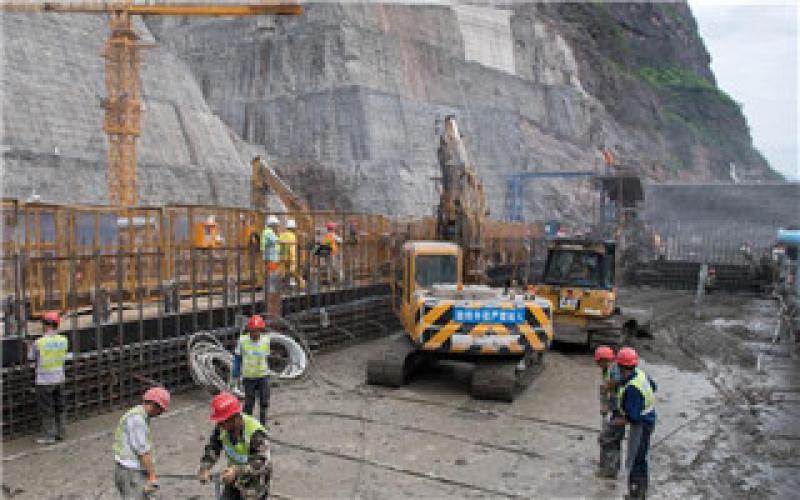 白鶴灘項目研發(fā)的“混凝土萬向分料器”成功應用