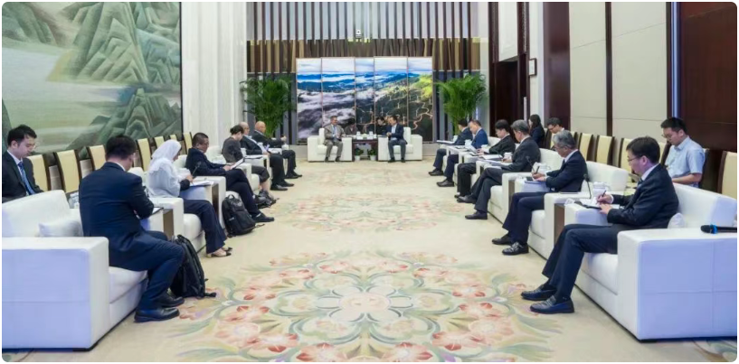 國家電投集團與沙特國際電力和水務公司座談