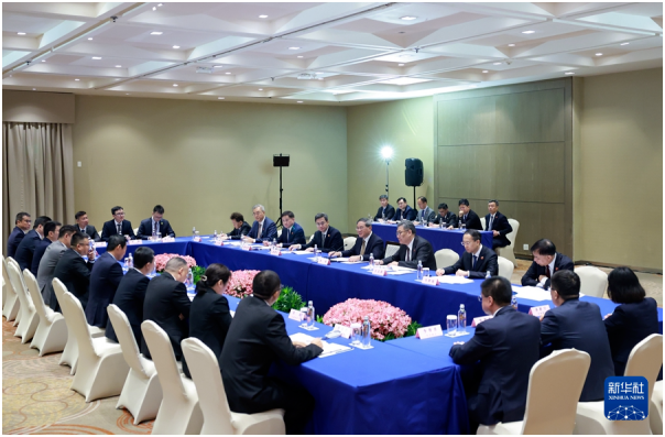 李強出席在巴西中資企業座談會，國網、金風、中天等企業參加