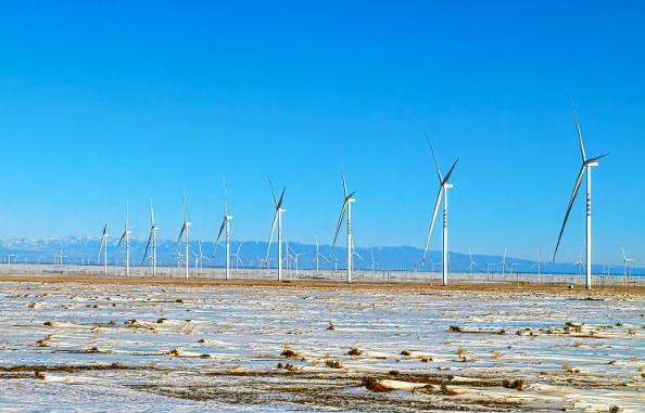 陜投木壘40萬千瓦風(fēng)電項(xiàng)目全容量并網(wǎng)發(fā)電