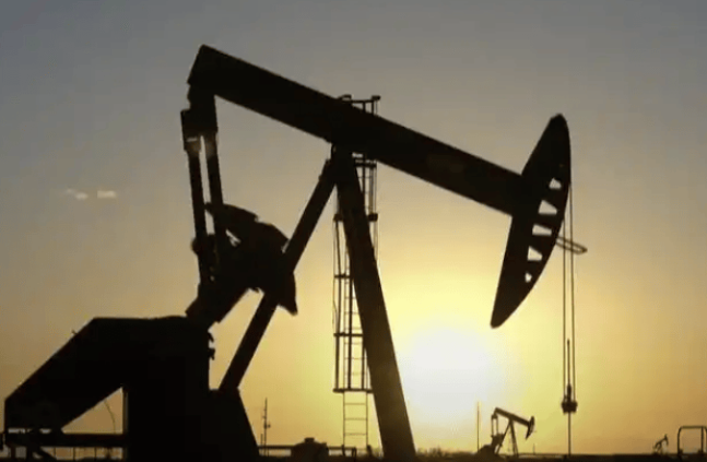 霍爾木茲海峽運(yùn)輸受阻，國際油價大幅上漲